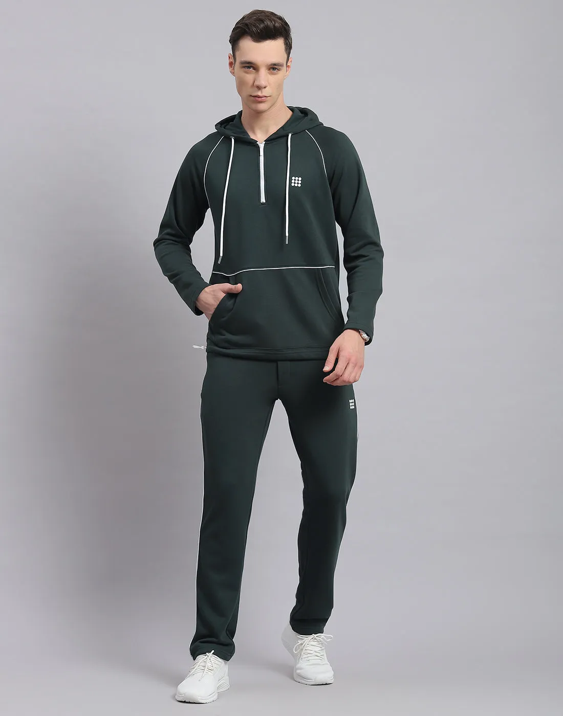 Men Green Solid Hooded Full Sleeve Tracksuit