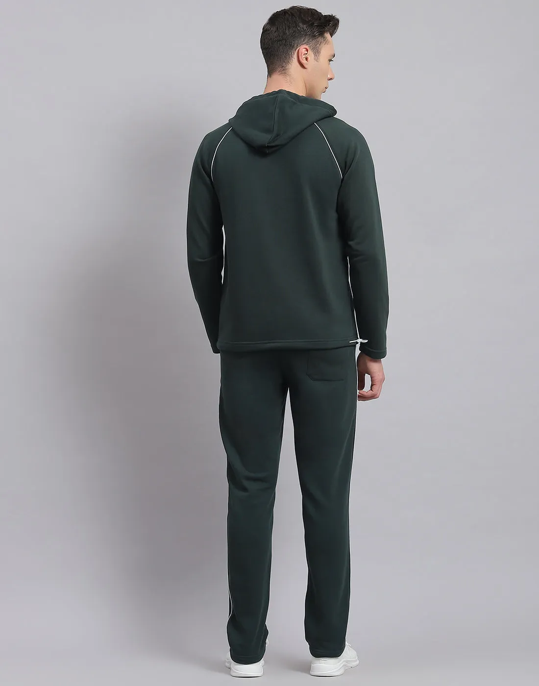 Men Green Solid Hooded Full Sleeve Tracksuit