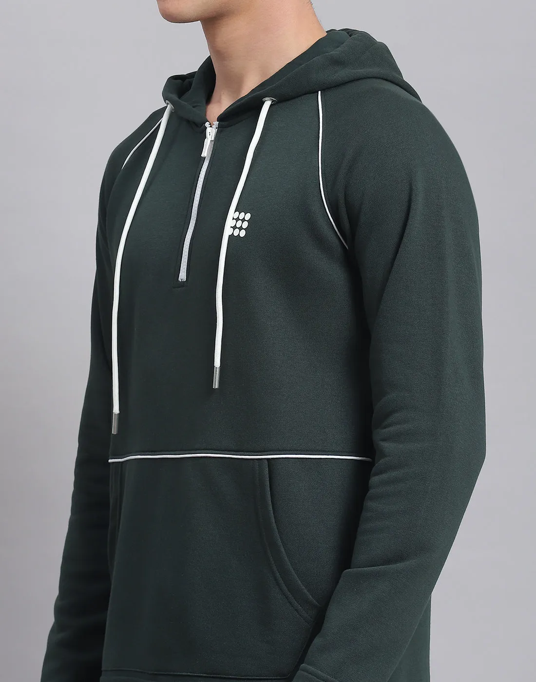 Men Green Solid Hooded Full Sleeve Tracksuit