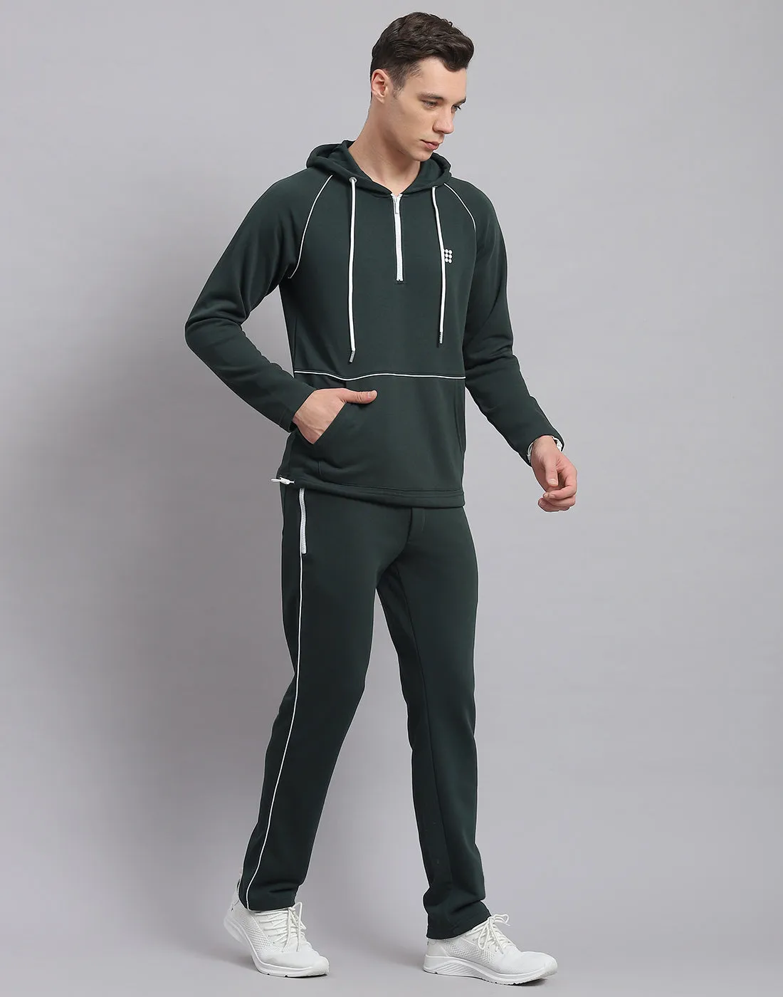 Men Green Solid Hooded Full Sleeve Tracksuit