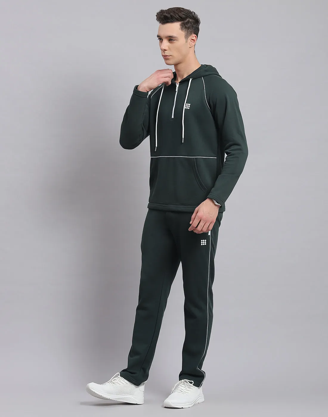 Men Green Solid Hooded Full Sleeve Tracksuit